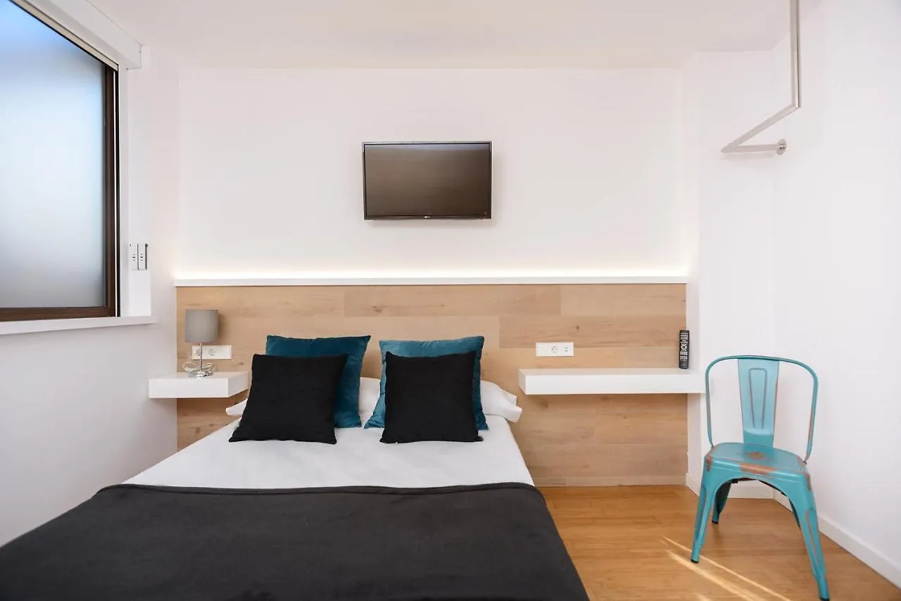 Apartamentos Enfrente Del Museo Dali Φιγκέρες Ισπανία